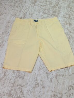 Caribbean Joe Pale Yellow Men's Flat-Front Shorts